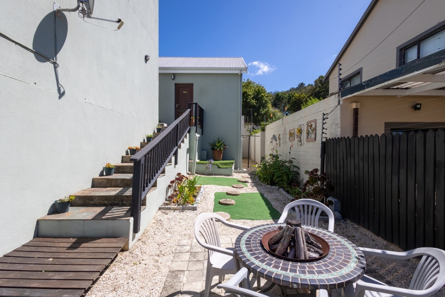 3 Bedroom Property for Sale in Knysna Central Western Cape